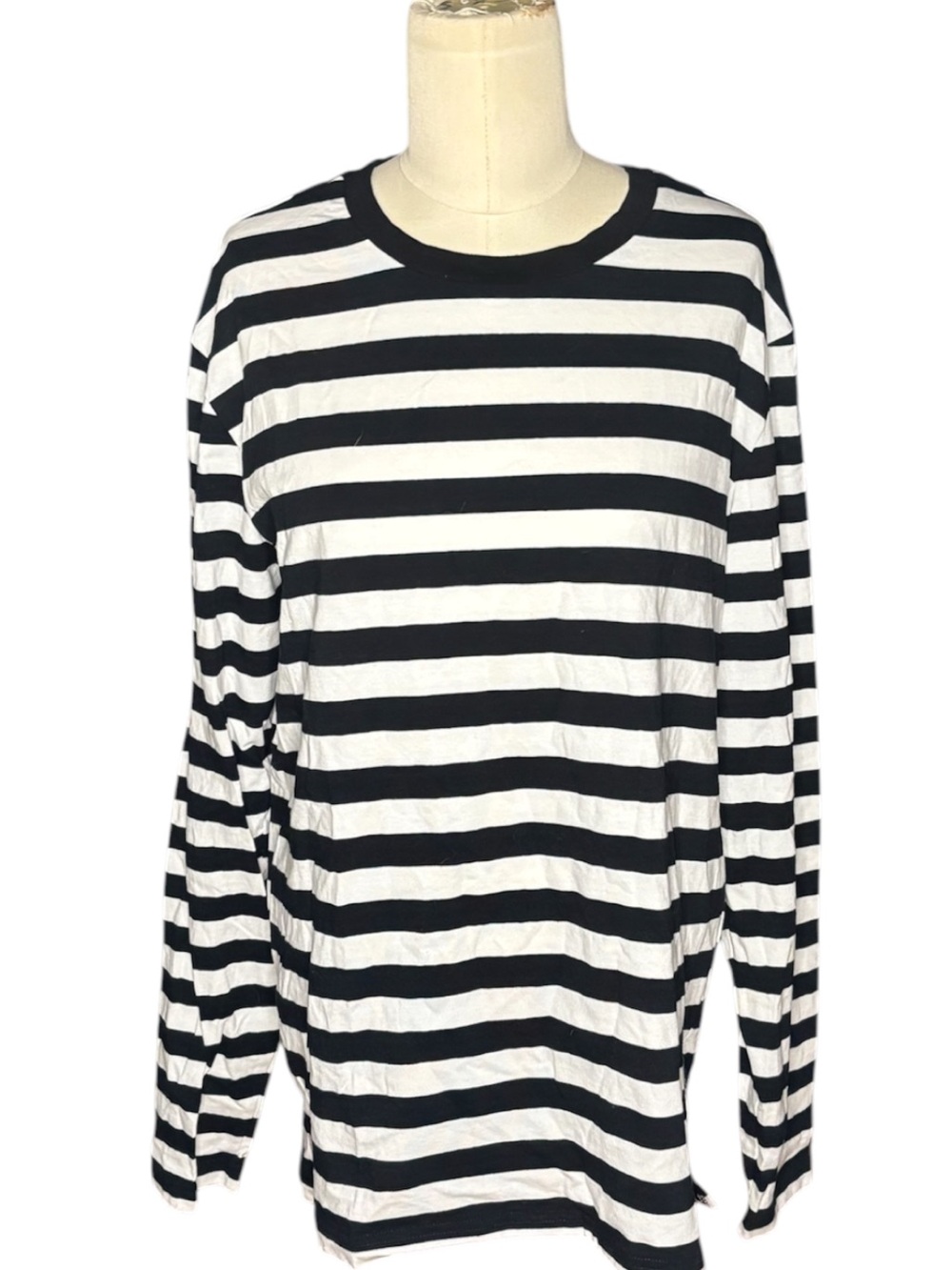 Zengjo Navy White Stripe Long Sleeve Tee
